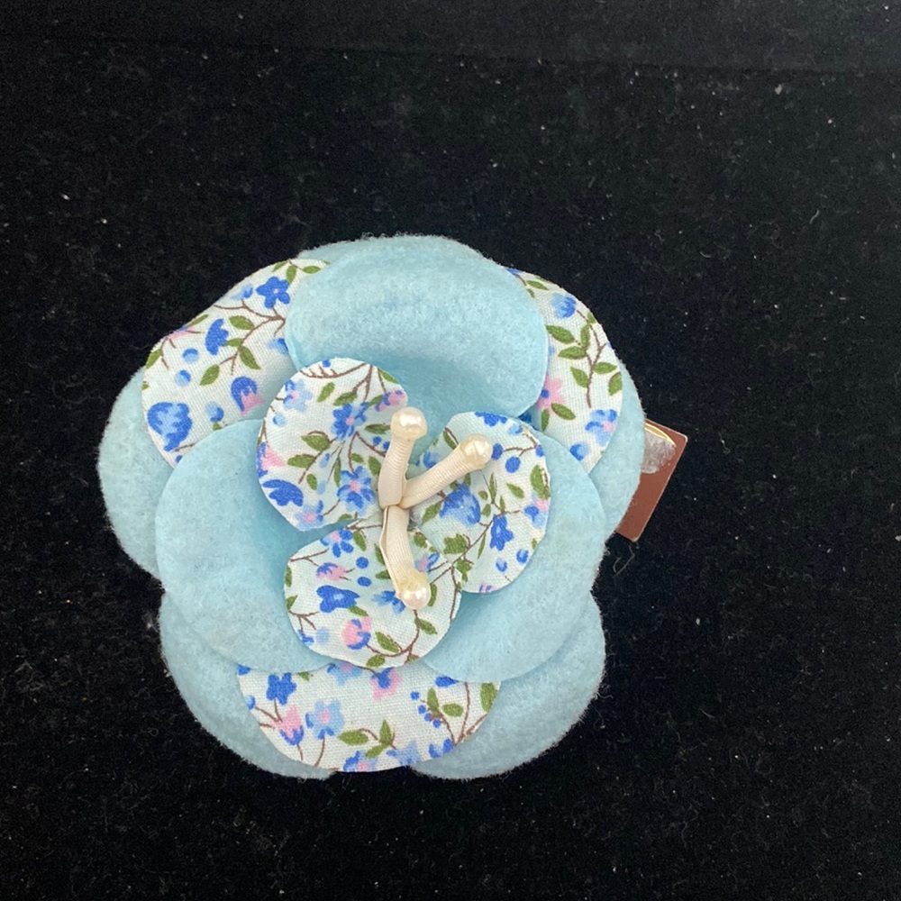 NWT camellia brooch